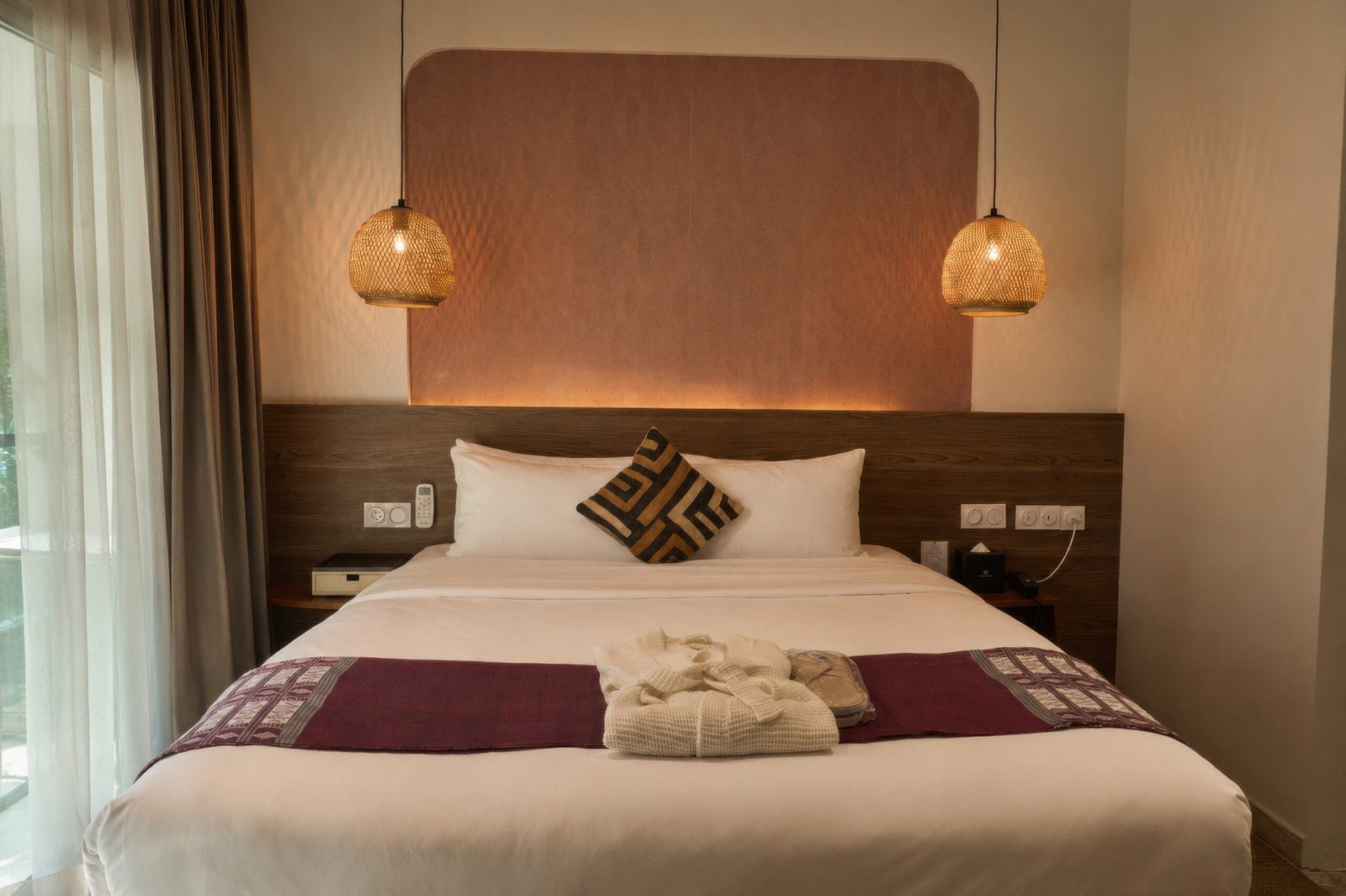 Chambre Supérieure - Anwumboh-1F